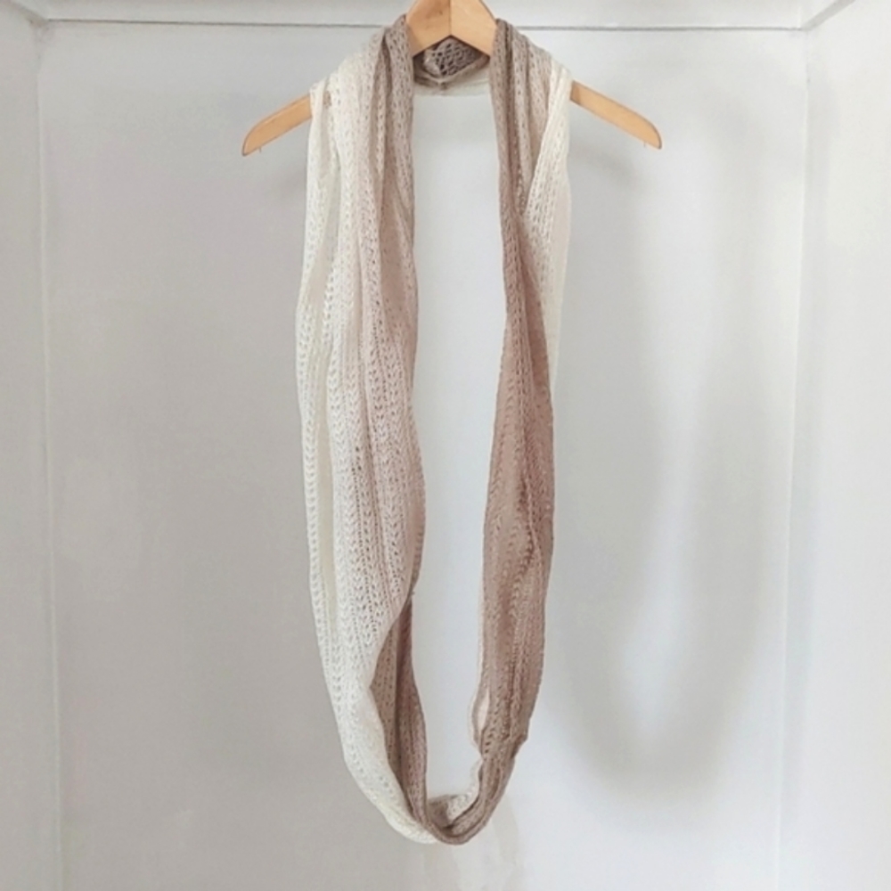 Kimchi blue | Knit white & tan infinity scarf